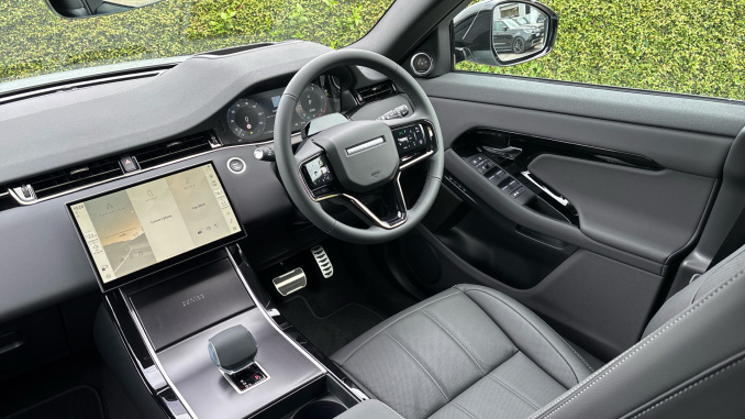 Land Rover Range Rover Evoque 2.0 D200 Hoxton Edition 5dr Auto Diesel Hatchback - Image 39